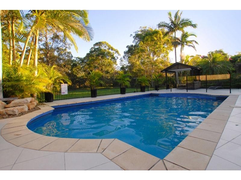 25 Saratoga Drive, Mountain Creek QLD 4557
