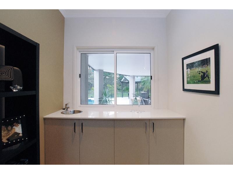 25 Saratoga Drive, Mountain Creek QLD 4557