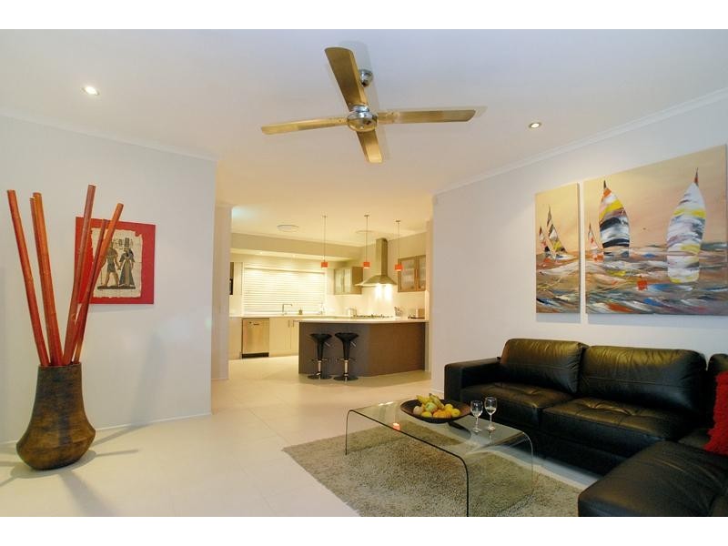 25 Saratoga Drive, Mountain Creek QLD 4557