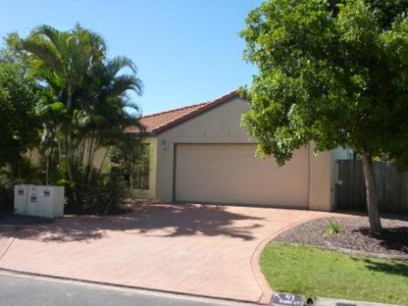 Unit 2/1 Karri Court, Mountain Creek QLD 4557