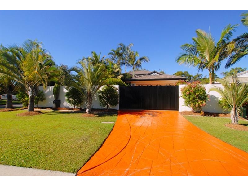 7 Saratoga Drive, Mountain Creek QLD 4557