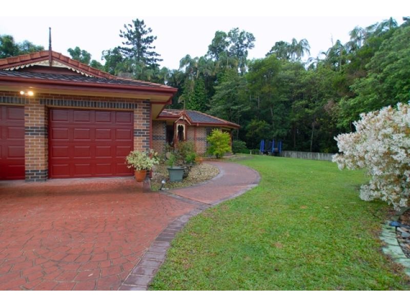 90 Buderim Pines Drive, Buderim QLD 4556