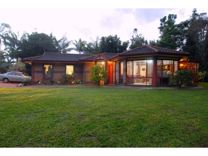 90 Buderim Pines Drive, Buderim QLD 4556