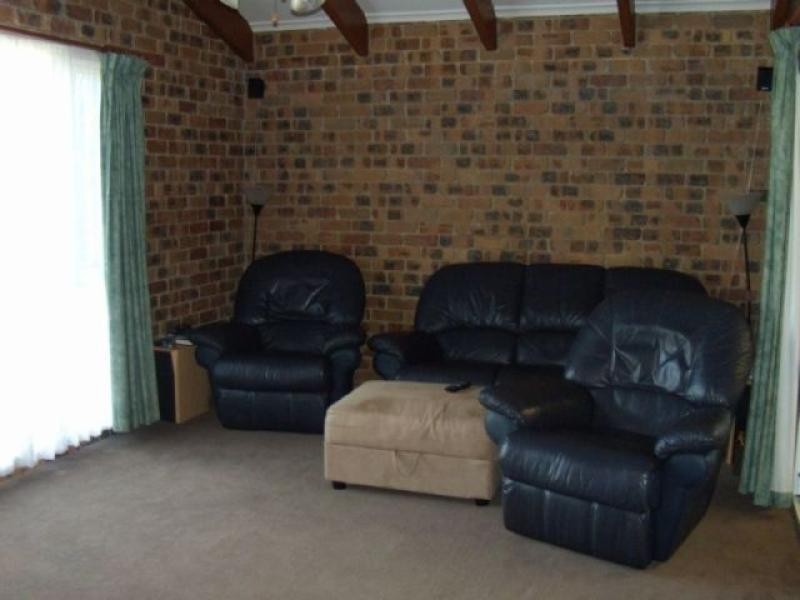 13 Waimea Ct, Mountain Creek QLD 4557