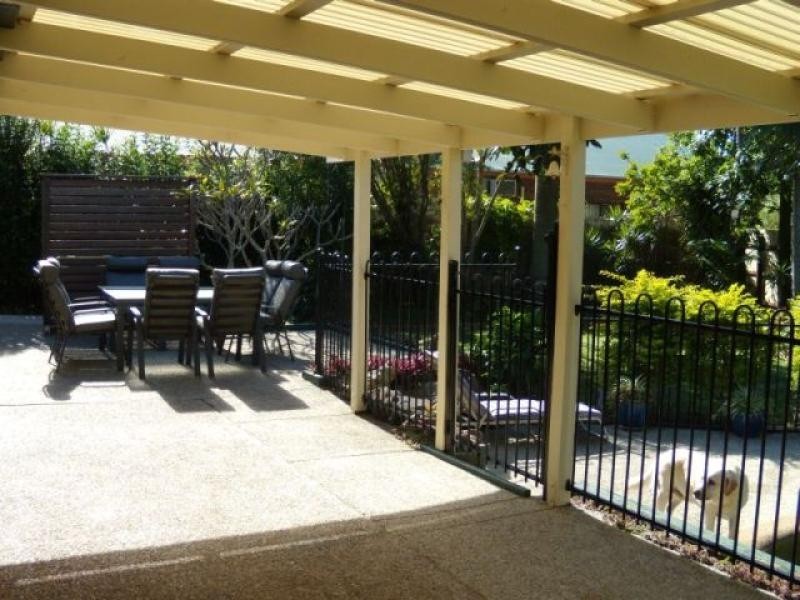 13 Waimea Ct, Mountain Creek QLD 4557