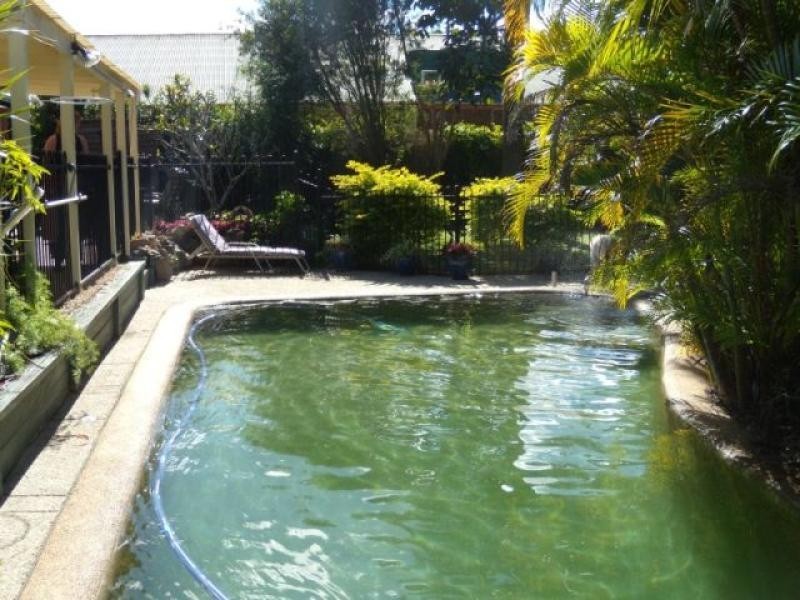 13 Waimea Ct, Mountain Creek QLD 4557