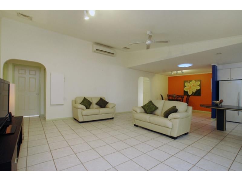 8 Gymea Ct, Mountain Creek QLD 4557