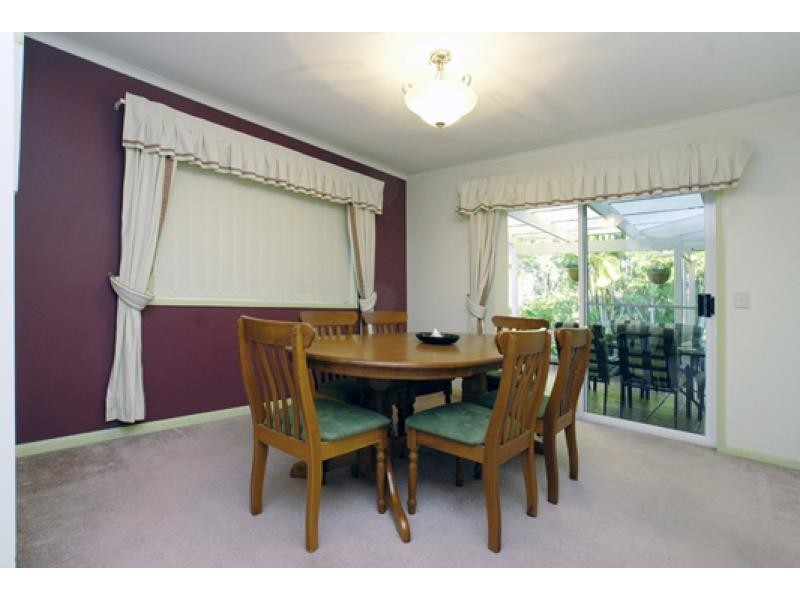 8 Gymea Ct, Mountain Creek QLD 4557