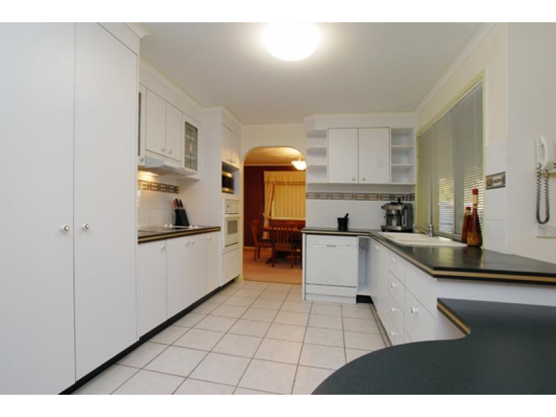 8 Gymea Ct, Mountain Creek QLD 4557