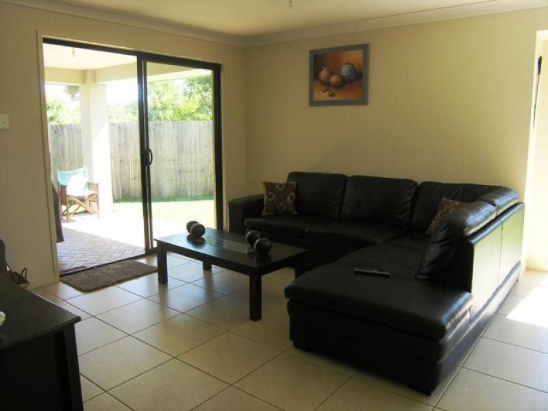 33 BAINBRIDGE CIRCUIT, Sippy Downs QLD 4556
