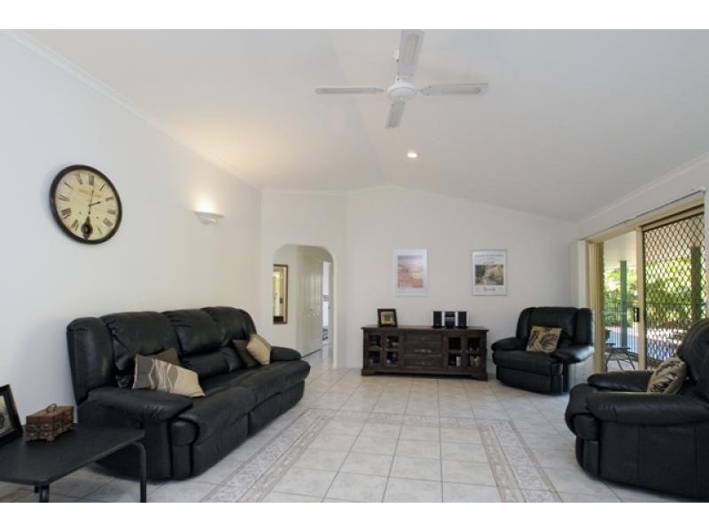 5 Teasel Court, Mountain Creek QLD 4557