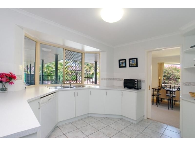 5 Teasel Court, Mountain Creek QLD 4557