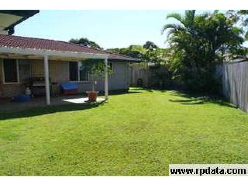 22 Sweetbrush Place, Mountain Creek QLD 4557