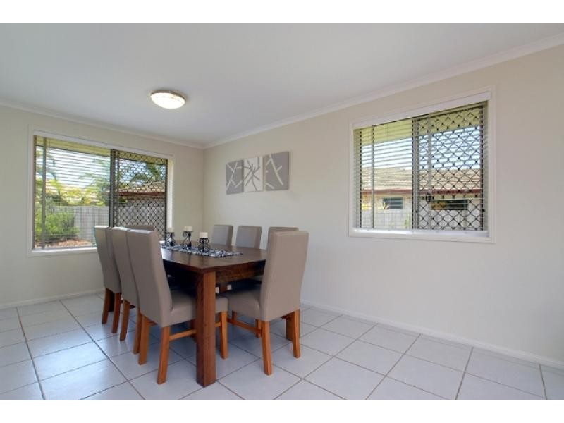 22 Sweetbrush Place, Mountain Creek QLD 4557