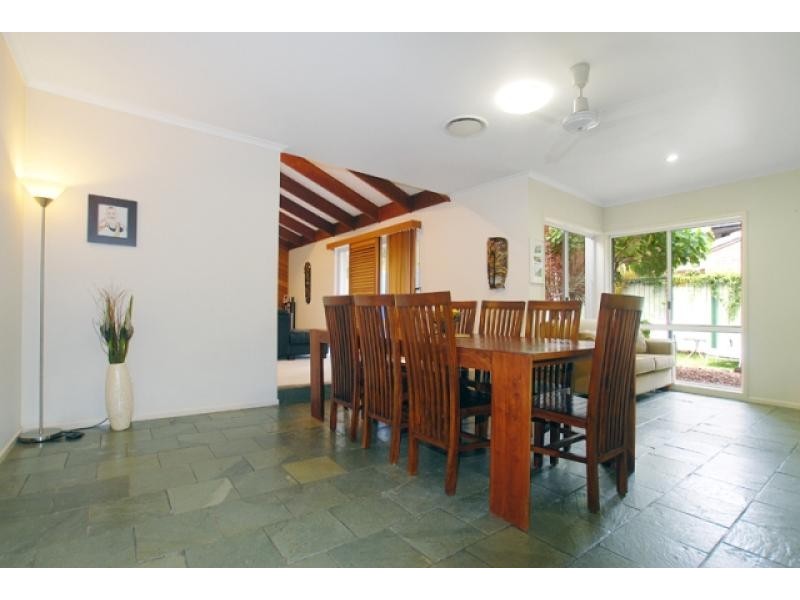 102 Karawatha Drive, Mountain Creek QLD 4557