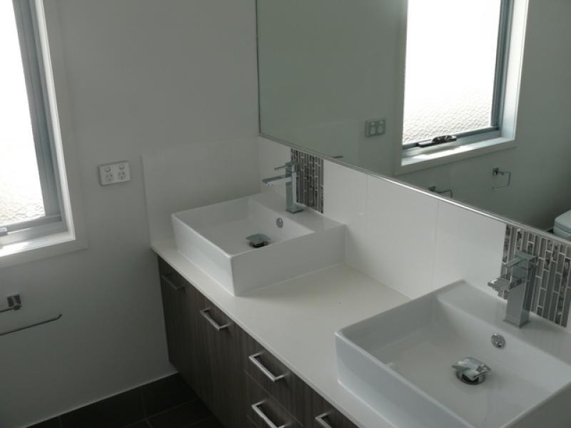 27 Small Street, Newstead QLD 4006