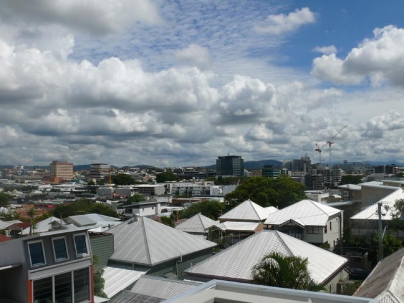 27 Small Street, Newstead QLD 4006