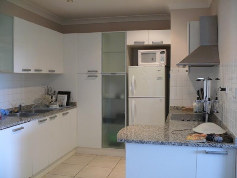 Apartment 5/94 Nudgee Road, Hamilton QLD 4007