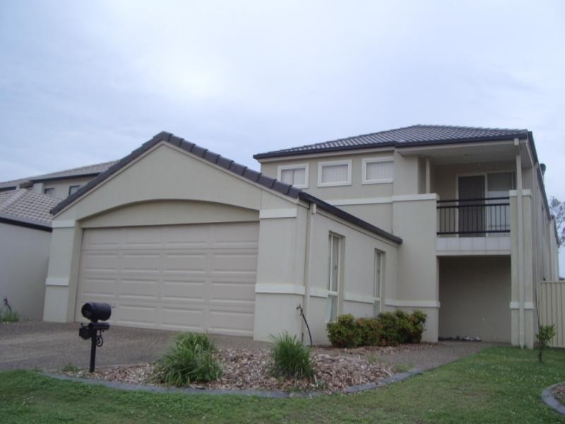 73 Tee Trees Boulevard, Arundel QLD 4214
