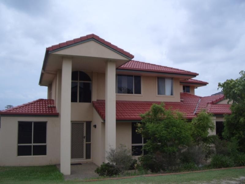 78 Golden Bear Drive, Arundel QLD 4214