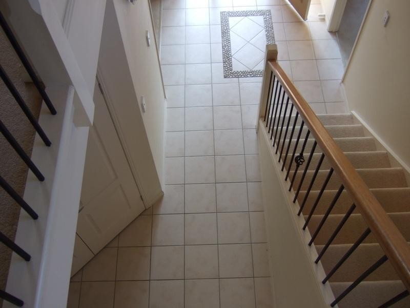 78 Golden Bear Drive, Arundel QLD 4214