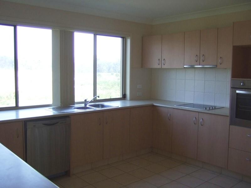 78 Golden Bear Drive, Arundel QLD 4214