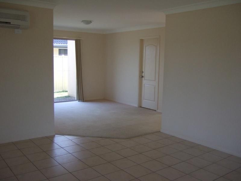 78 Golden Bear Drive, Arundel QLD 4214