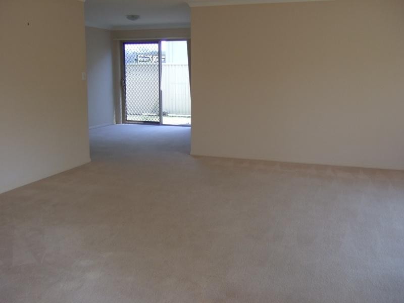 78 Golden Bear Drive, Arundel QLD 4214