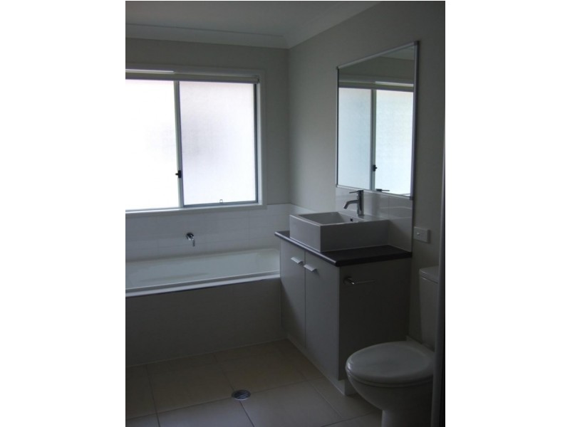 3 Chromata Lane, Coomera QLD 4209