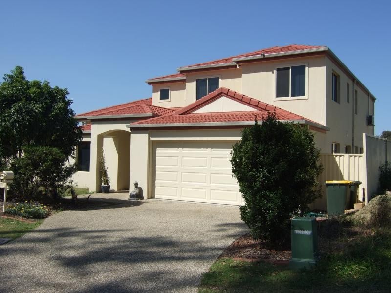 16 Rix Drive, Upper Coomera QLD 4209