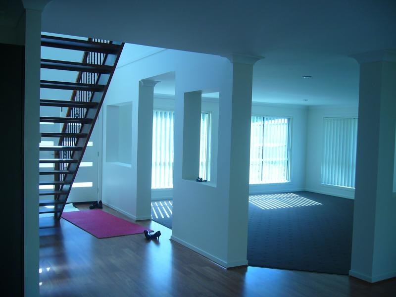 10 Gellert Close, Pacific Pines QLD 4211