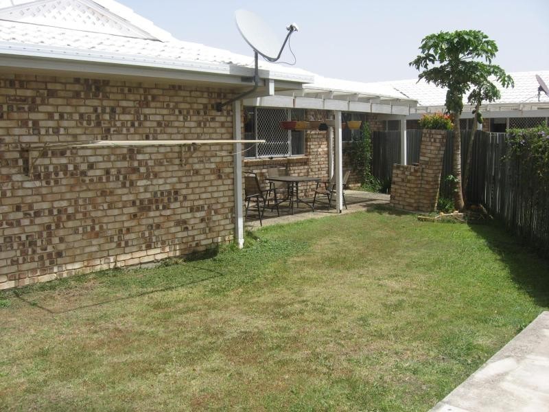 Unit 1/23 Victory Street, Raceview QLD 4305