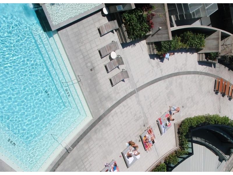 9 Ferny Ave, Surfers Paradise QLD 4217