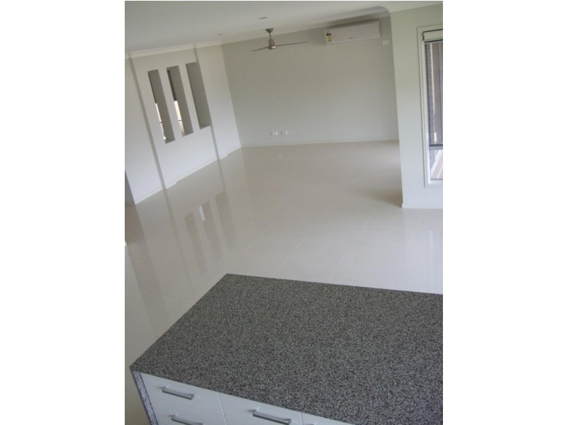 13 Chromata Lane, Coomera QLD 4209