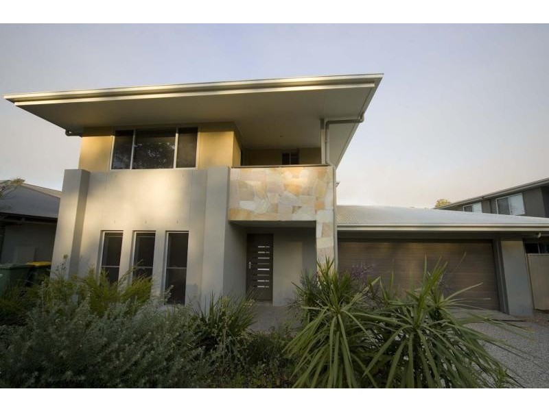 9 Chromata Lane, Coomera QLD 4209