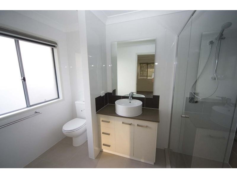 9 Chromata Lane, Coomera QLD 4209