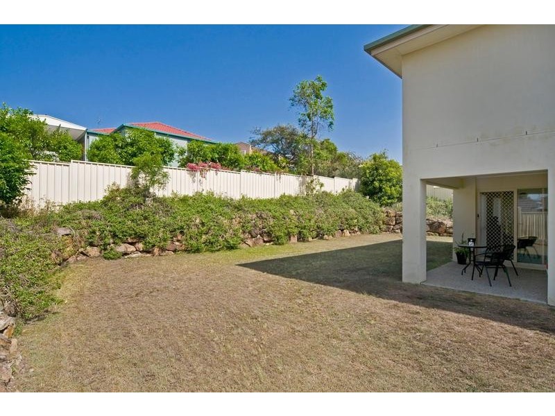 19 Respall Way, Arundel QLD 4214