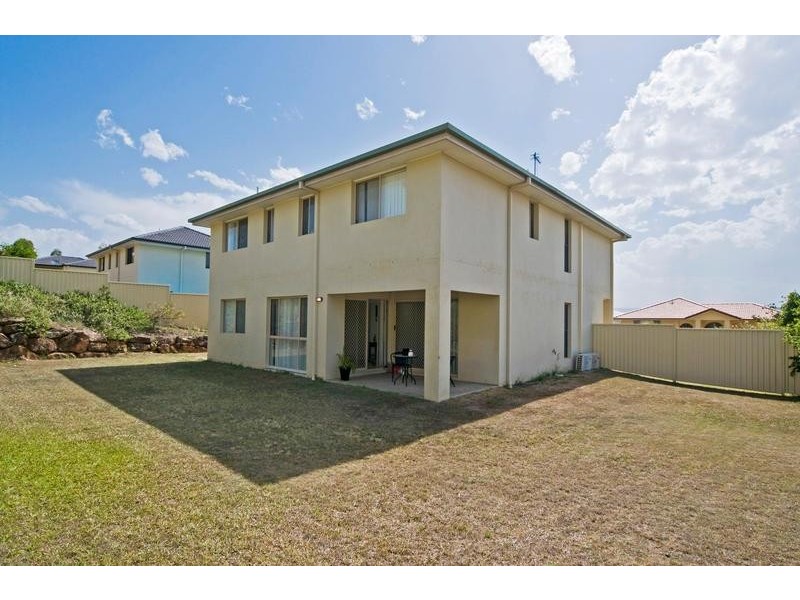 19 Respall Way, Arundel QLD 4214