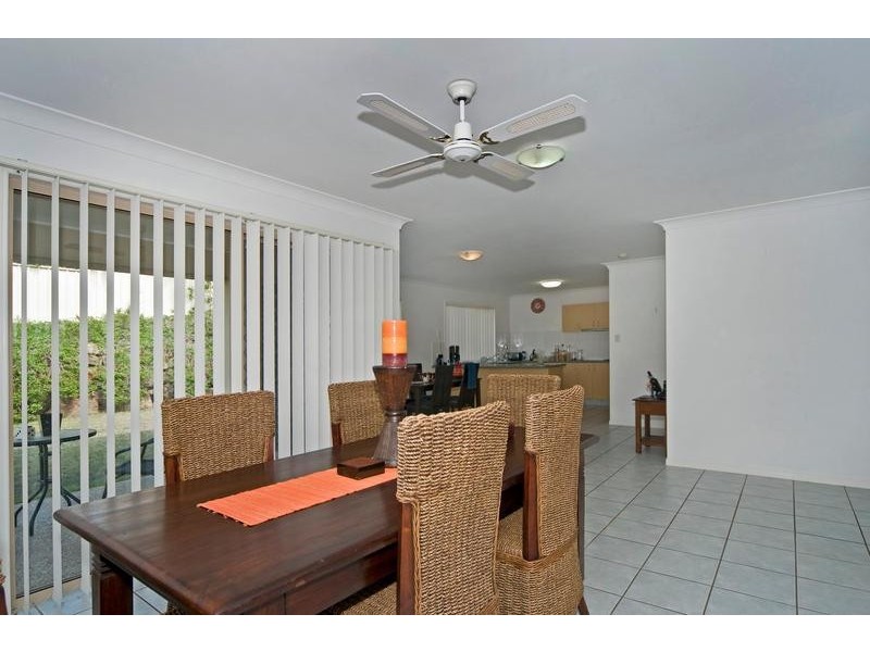 19 Respall Way, Arundel QLD 4214