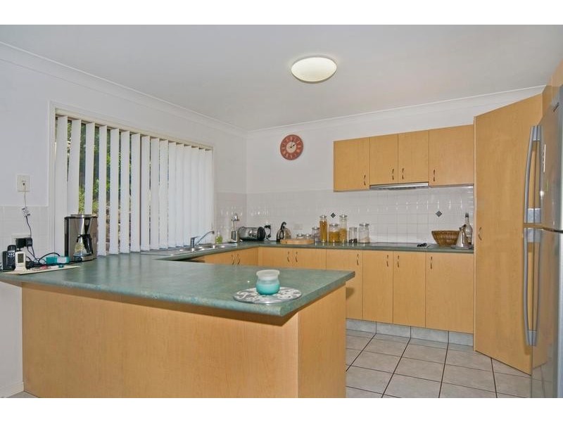 19 Respall Way, Arundel QLD 4214