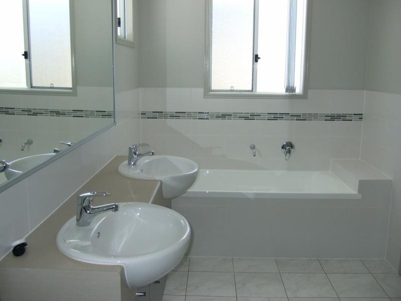 7 Caragh Crescent, Oxenford QLD 4210