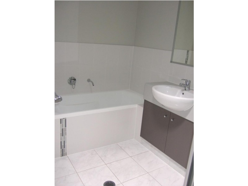 7 Caragh Crescent, Oxenford QLD 4210