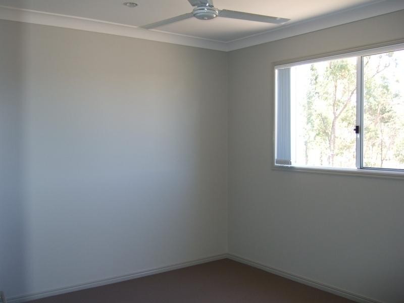 7 Caragh Crescent, Oxenford QLD 4210