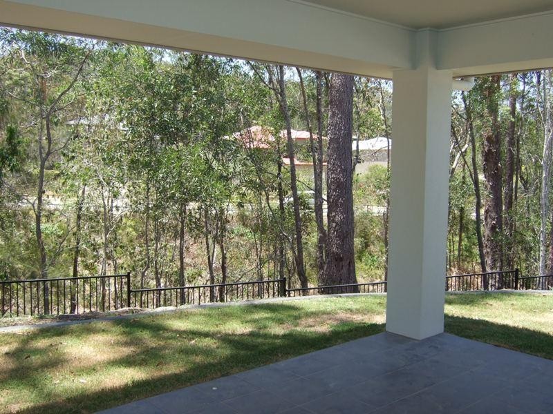 7 Caragh Crescent, Oxenford QLD 4210