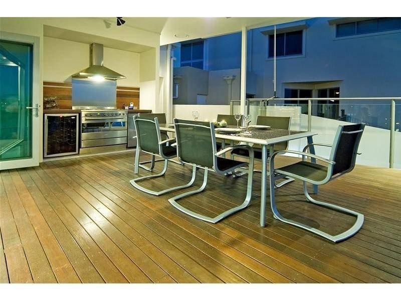 23 Coomera Court, Helensvale QLD 4212