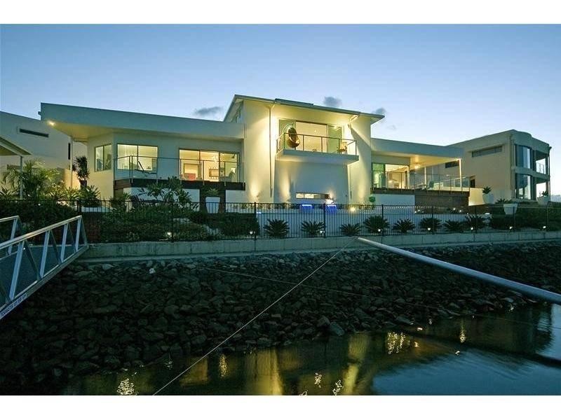 23 Coomera Court, Helensvale QLD 4212
