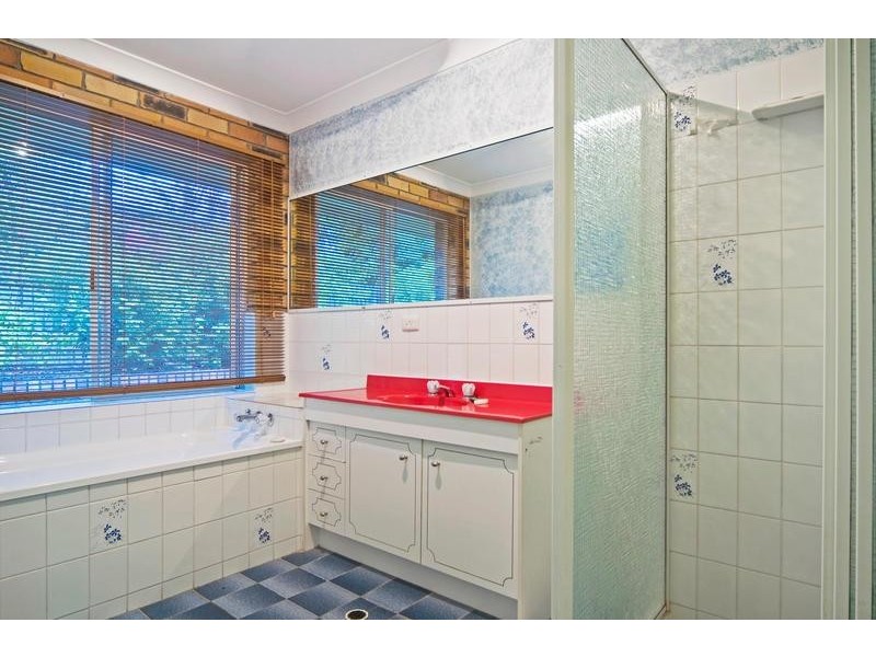 11 Gayundah Street, Karalee QLD 4306