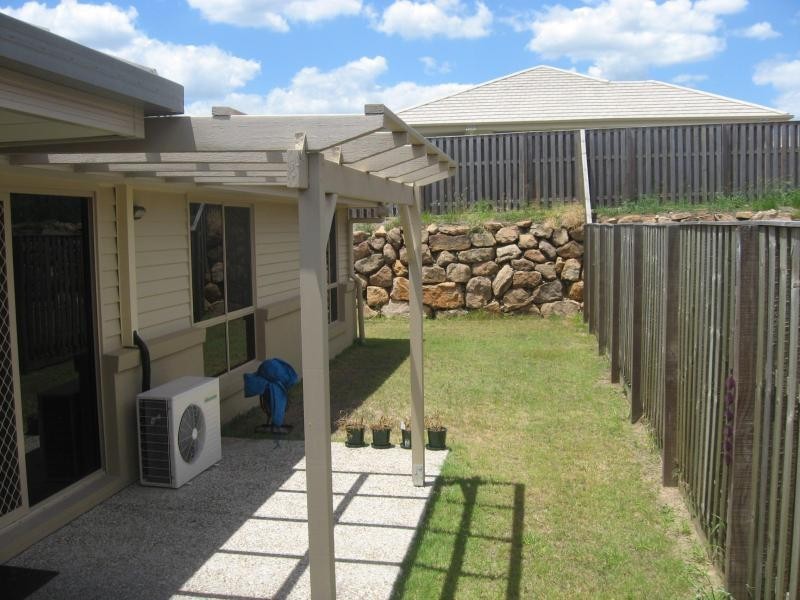 17 Olive Smith Street, Redbank Plains QLD 4301