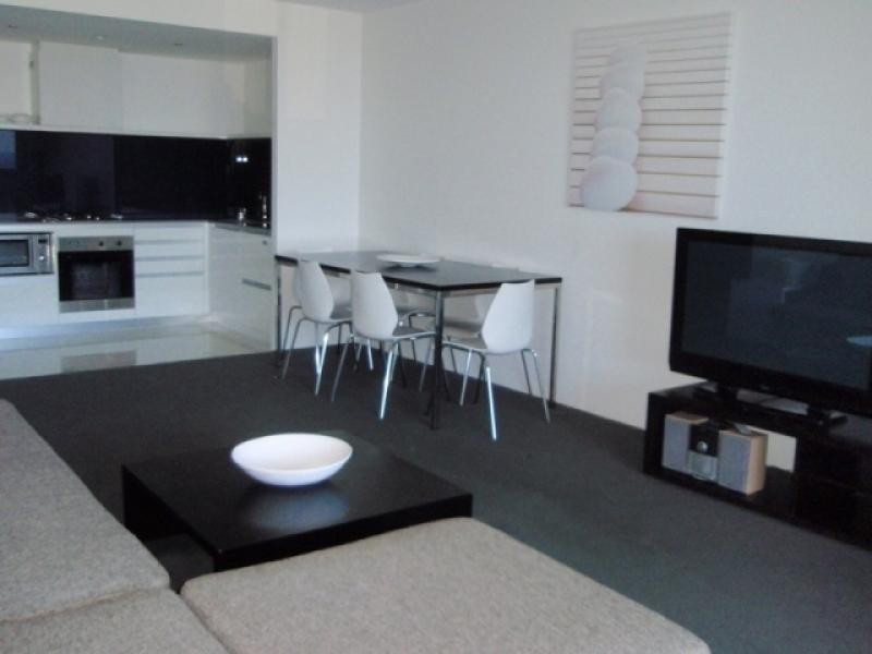 9 Ferny Avenue. CIRCLE ON CAVIL, Surfers Paradise QLD 4217