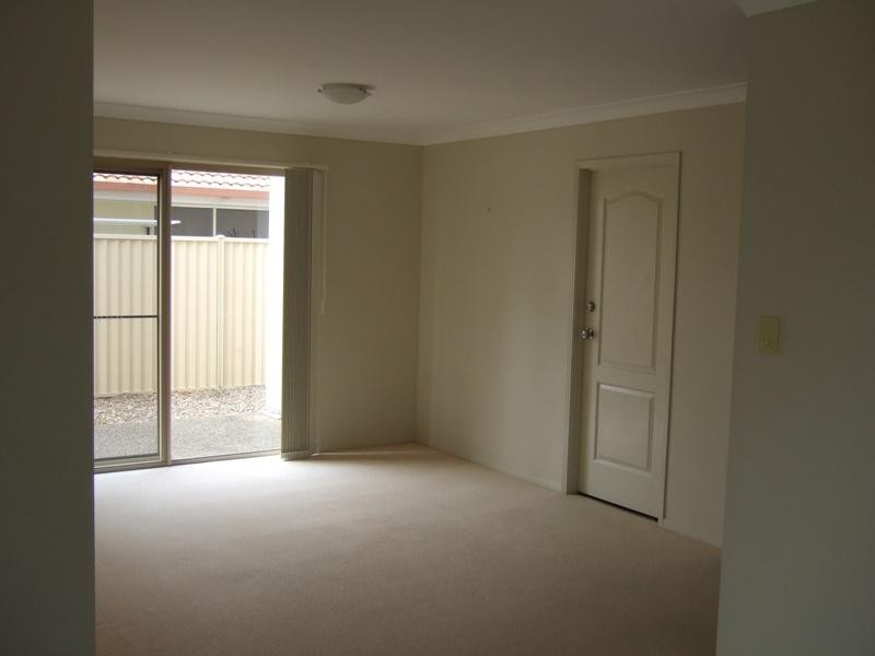 24 Tanzen, Arundel QLD 4214